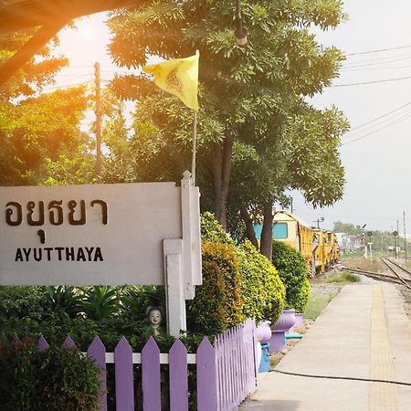 Oyo 465 Krung Kao Traveller Lodge Phranakhonszi Ajutthaja Kültér fotó