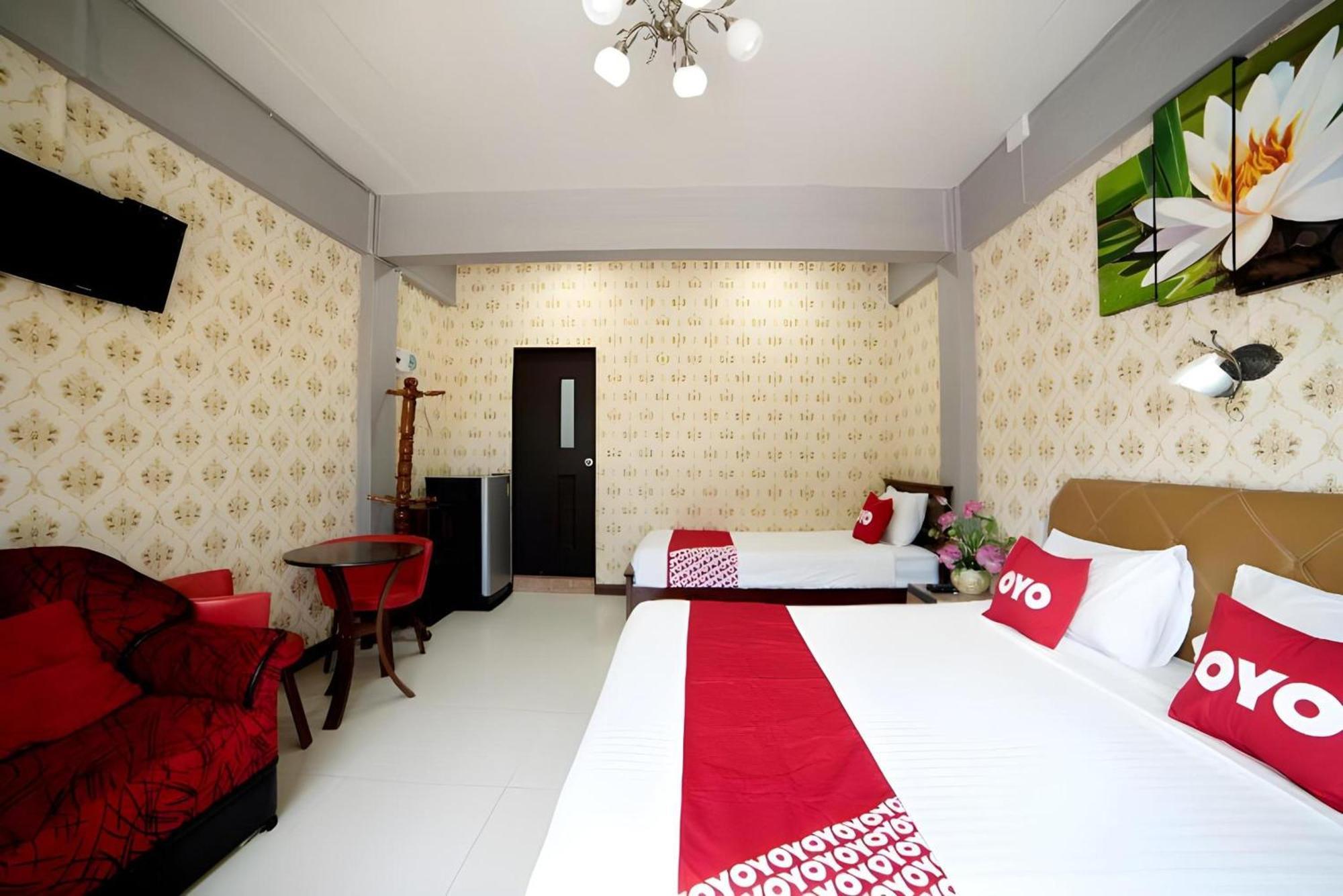 Oyo 465 Krung Kao Traveller Lodge Phranakhonszi Ajutthaja Kültér fotó