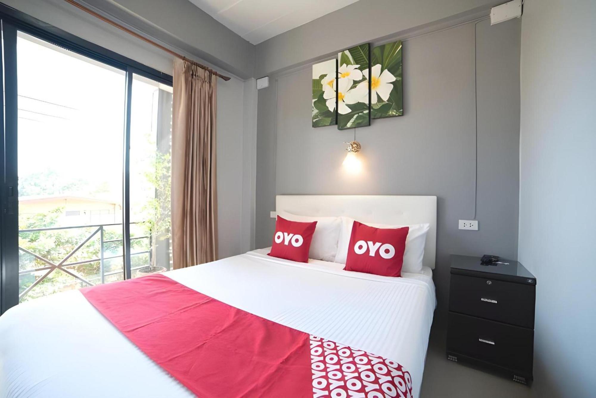 Oyo 465 Krung Kao Traveller Lodge Phranakhonszi Ajutthaja Kültér fotó